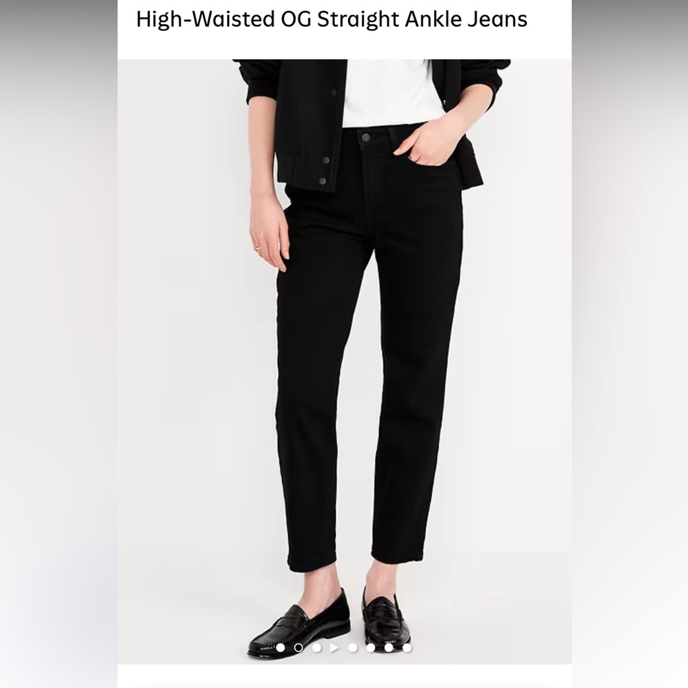 Old Navy Women's Straight Leg Black Jeans